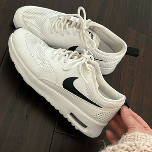 Nike shoe for women
